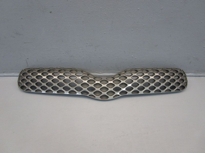 Kühlergrill Grill Frontgrill TOYOTA YARIS (NCP1, NLP1, SCP1) 1.0