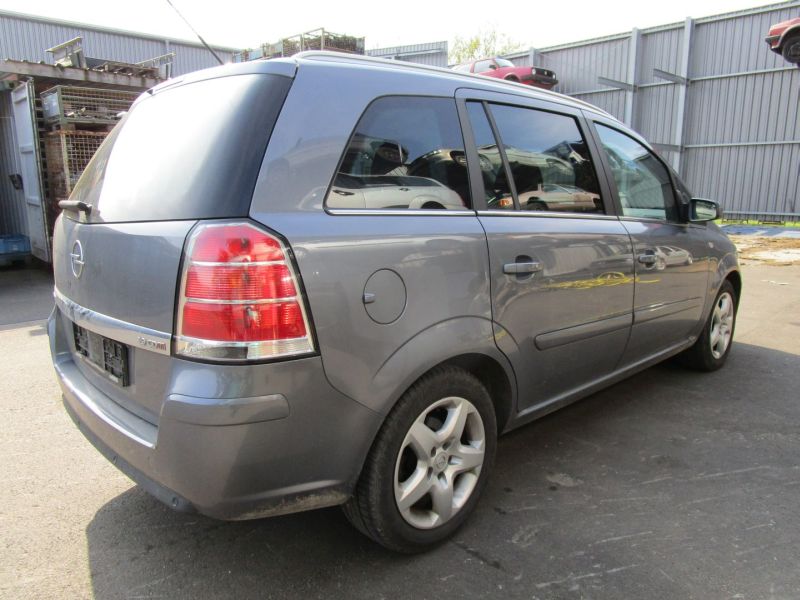 Opel zafira a05