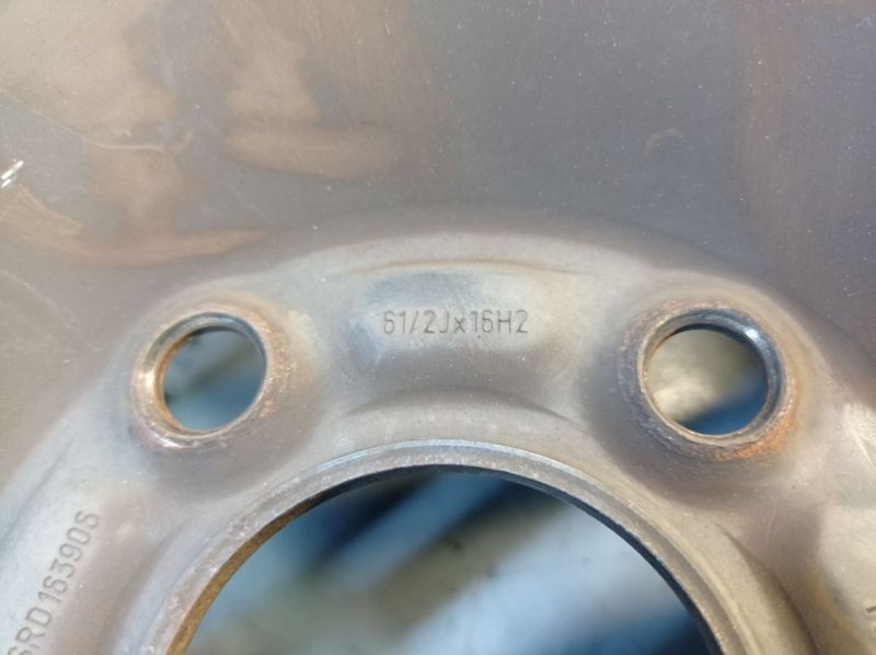 Stahlfelge 6.5JX16 H2 ET5 LK5X108