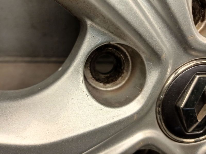 Alufelge 6.5JX16 CH5 ET41 LK5X114,3